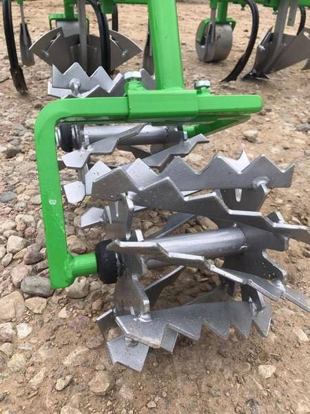 Bomet hoe-rider Norma P475/2 - Oprema za obradu tla: slika Bomet hoe-rider Norma P475/2 - Oprema za obradu tla Bomet hoe-rider Norma P475/2 - Oprema za obradu tla: slika Bomet hoe-rider Norma P475/2 - Oprema za obradu tla