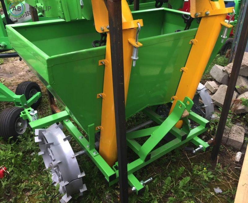 Bomet two-row potato planter Gemini S239/1 - Sadilica za krumpir: slika  Bomet two-row potato planter Gemini S239/1 - Sadilica za krumpir Bomet two-row potato planter Gemini S239/1 - Sadilica za krumpir: slika  Bomet two-row potato planter Gemini S239/1 - Sadilica za krumpir
