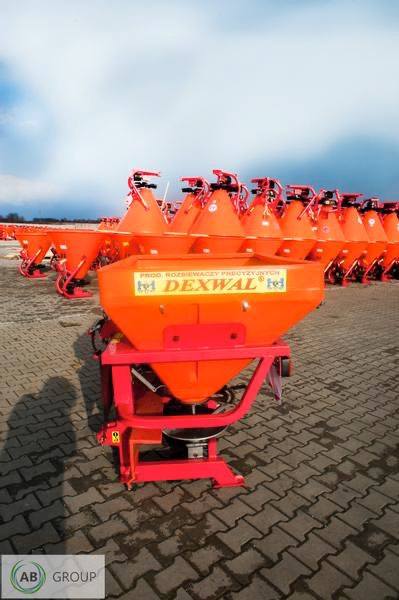 Dexwal Tornado Duo fertilizer spreader 850 l/1200 kg - Rasipač gnojiva: slika Dexwal Tornado Duo fertilizer spreader 850 l/1200 kg - Rasipač gnojiva Dexwal Tornado Duo fertilizer spreader 850 l/1200 kg - Rasipač gnojiva: slika Dexwal Tornado Duo fertilizer spreader 850 l/1200 kg - Rasipač gnojiva