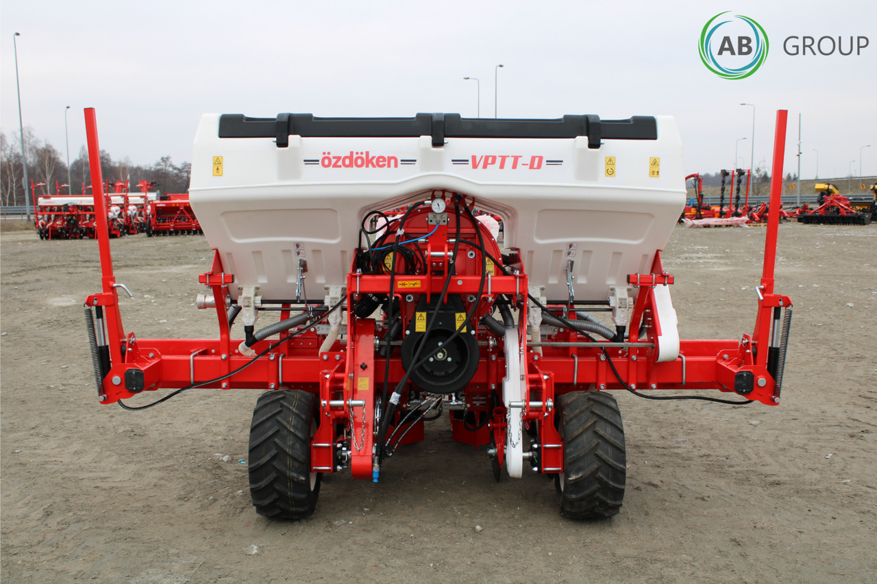 Four-row pneumatic precision seeder with depth fertilization Ozdoken VPTT - Precizna sijačica: slika  Four-row pneumatic precision seeder with depth fertilization Ozdoken VPTT - Precizna sijačica Four-row pneumatic precision seeder with depth fertilization Ozdoken VPTT - Precizna sijačica: slika  Four-row pneumatic precision seeder with depth fertilization Ozdoken VPTT - Precizna sijačica