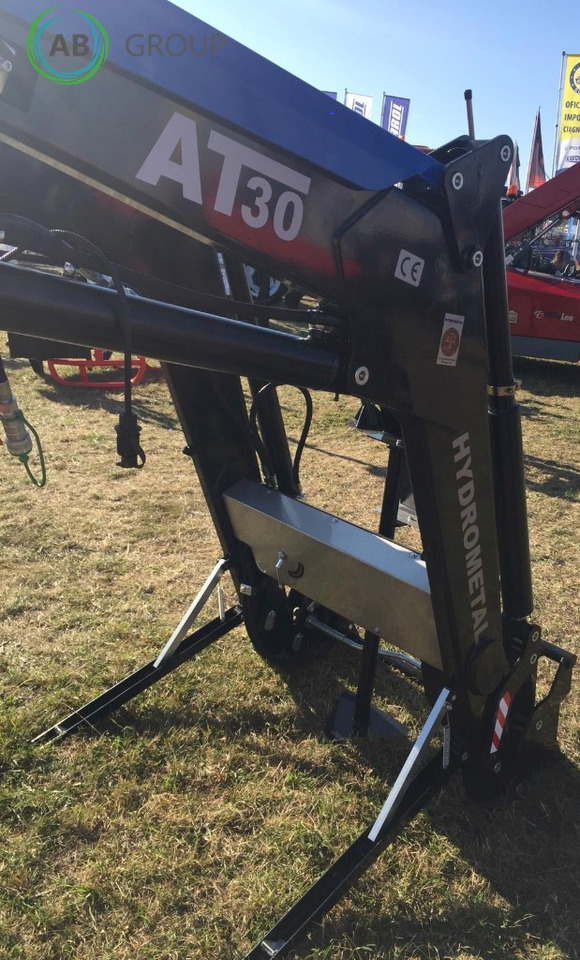 Hydrometal front loader AT-30 - Prednji utovarivač za traktor: slika Hydrometal front loader AT-30 - Prednji utovarivač za traktor Hydrometal front loader AT-30 - Prednji utovarivač za traktor: slika Hydrometal front loader AT-30 - Prednji utovarivač za traktor