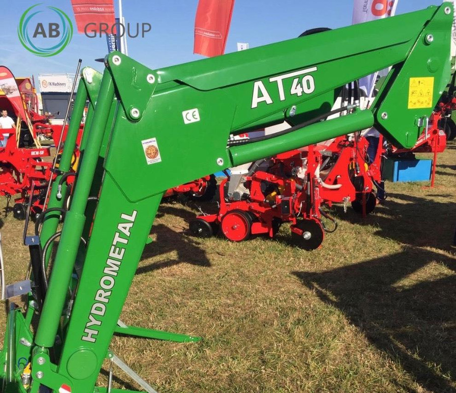 Hydrometal front loader AT-40 - Prednji utovarivač za traktor: slika Hydrometal front loader AT-40 - Prednji utovarivač za traktor Hydrometal front loader AT-40 - Prednji utovarivač za traktor: slika Hydrometal front loader AT-40 - Prednji utovarivač za traktor