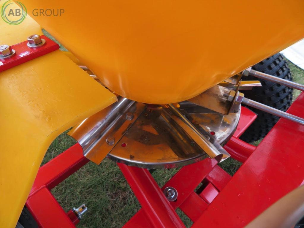 Jar-Met trailed fertilizer spreader GP 200 - Rasipač gnojiva: slika Jar-Met trailed fertilizer spreader GP 200 - Rasipač gnojiva Jar-Met trailed fertilizer spreader GP 200 - Rasipač gnojiva: slika Jar-Met trailed fertilizer spreader GP 200 - Rasipač gnojiva