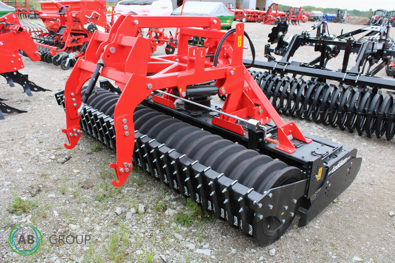 Ozdoken Ongun S300 power harrow with seed drill attachment - Roto drljača: slika Ozdoken Ongun S300 power harrow with seed drill attachment - Roto drljača Ozdoken Ongun S300 power harrow with seed drill attachment - Roto drljača: slika Ozdoken Ongun S300 power harrow with seed drill attachment - Roto drljača