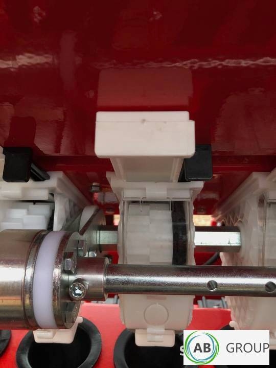 Ozdoken grain seeder Pertum S300, 3 m - single-disc coulter type - on stock - Sijačica: slika Ozdoken grain seeder Pertum S300, 3 m - single-disc coulter type - on stock - Sijačica Ozdoken grain seeder Pertum S300, 3 m - single-disc coulter type - on stock - Sijačica: slika Ozdoken grain seeder Pertum S300, 3 m - single-disc coulter type - on stock - Sijačica