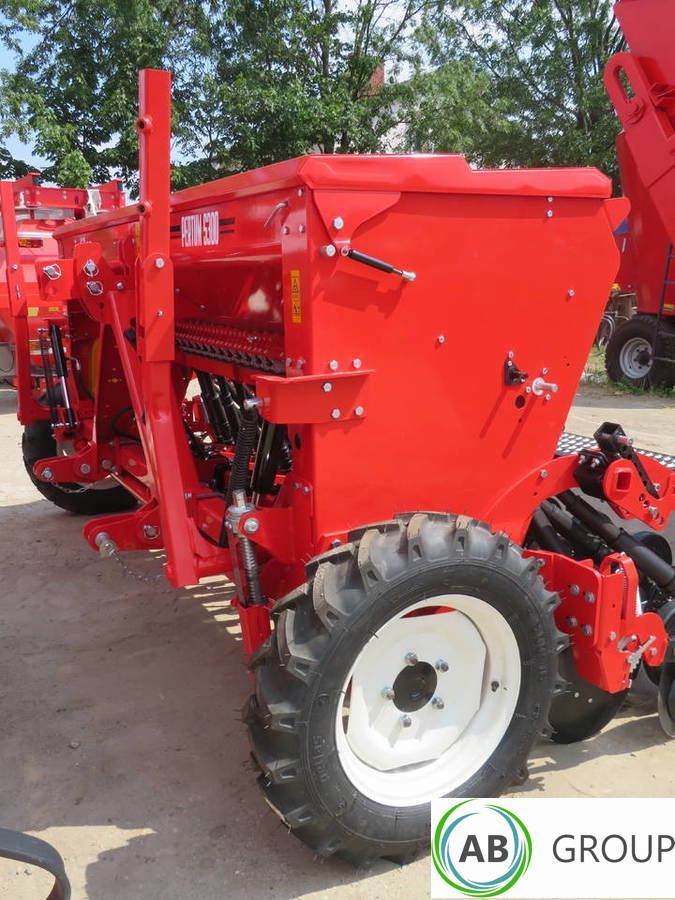 Ozdoken grain seeder Pertum S300, 3 m - single-disc coulter type - on stock - Sijačica: slika Ozdoken grain seeder Pertum S300, 3 m - single-disc coulter type - on stock - Sijačica Ozdoken grain seeder Pertum S300, 3 m - single-disc coulter type - on stock - Sijačica: slika Ozdoken grain seeder Pertum S300, 3 m - single-disc coulter type - on stock - Sijačica