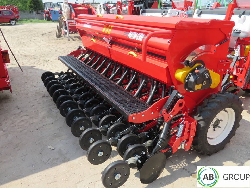 Ozdoken grain seeder Pertum S300, 3 m - single-disc coulter type - on stock - Sijačica: slika Ozdoken grain seeder Pertum S300, 3 m - single-disc coulter type - on stock - Sijačica Ozdoken grain seeder Pertum S300, 3 m - single-disc coulter type - on stock - Sijačica: slika Ozdoken grain seeder Pertum S300, 3 m - single-disc coulter type - on stock - Sijačica