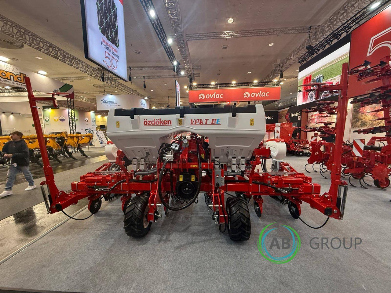 Siewnik OZDOKEN 6-rzędowy VPKT-DGE6 napęd elektryczny i ISOBUS - Precizna sijačica: slika Siewnik OZDOKEN 6-rzędowy VPKT-DGE6 napęd elektryczny i ISOBUS - Precizna sijačica Siewnik OZDOKEN 6-rzędowy VPKT-DGE6 napęd elektryczny i ISOBUS - Precizna sijačica: slika Siewnik OZDOKEN 6-rzędowy VPKT-DGE6 napęd elektryczny i ISOBUS - Precizna sijačica