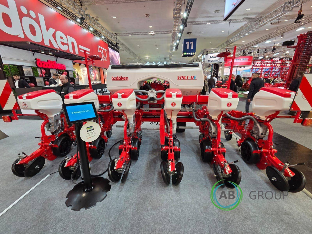 Siewnik OZDOKEN 6-rzędowy VPKT-DGE6 napęd elektryczny i ISOBUS - Precizna sijačica: slika Siewnik OZDOKEN 6-rzędowy VPKT-DGE6 napęd elektryczny i ISOBUS - Precizna sijačica Siewnik OZDOKEN 6-rzędowy VPKT-DGE6 napęd elektryczny i ISOBUS - Precizna sijačica: slika Siewnik OZDOKEN 6-rzędowy VPKT-DGE6 napęd elektryczny i ISOBUS - Precizna sijačica