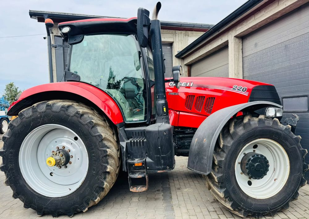 Case IH Puma 230 CVX - Traktor: slika Case IH Puma 230 CVX - Traktor Case IH Puma 230 CVX - Traktor: slika Case IH Puma 230 CVX - Traktor