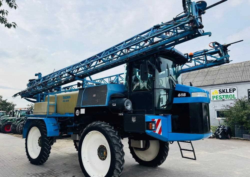 Challenger ROGATOR 618 - Prskalica: slika Challenger ROGATOR 618 - Prskalica Challenger ROGATOR 618 - Prskalica: slika Challenger ROGATOR 618 - Prskalica