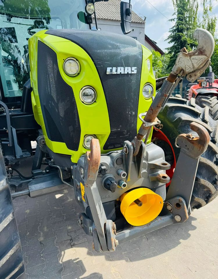 Claas Arion 650 CEBIS - Traktor: slika Claas Arion 650 CEBIS - Traktor Claas Arion 650 CEBIS - Traktor: slika Claas Arion 650 CEBIS - Traktor