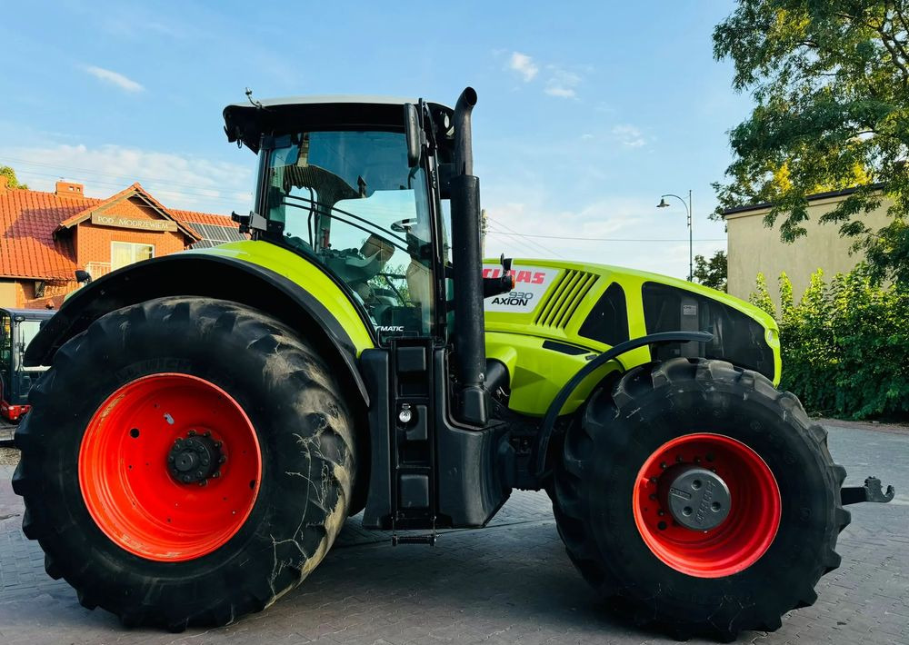 Claas Axion 930 CMATIC CEBIS - Traktor: slika Claas Axion 930 CMATIC CEBIS - Traktor Claas Axion 930 CMATIC CEBIS - Traktor: slika Claas Axion 930 CMATIC CEBIS - Traktor