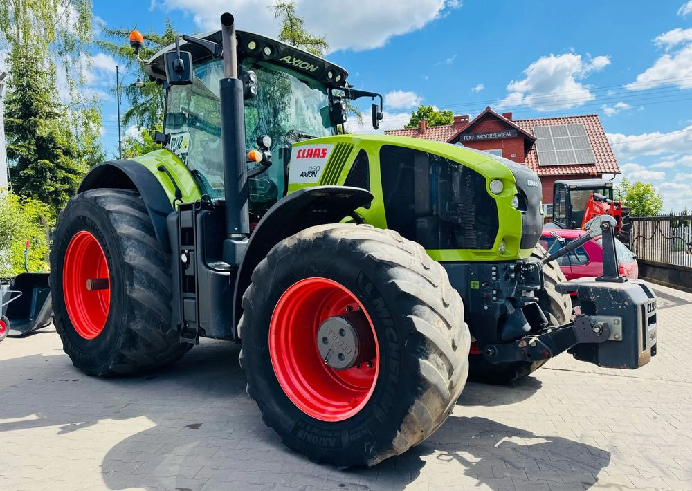 Claas Axion 950 CMATIC - Traktor: slika Claas Axion 950 CMATIC - Traktor Claas Axion 950 CMATIC - Traktor: slika Claas Axion 950 CMATIC - Traktor