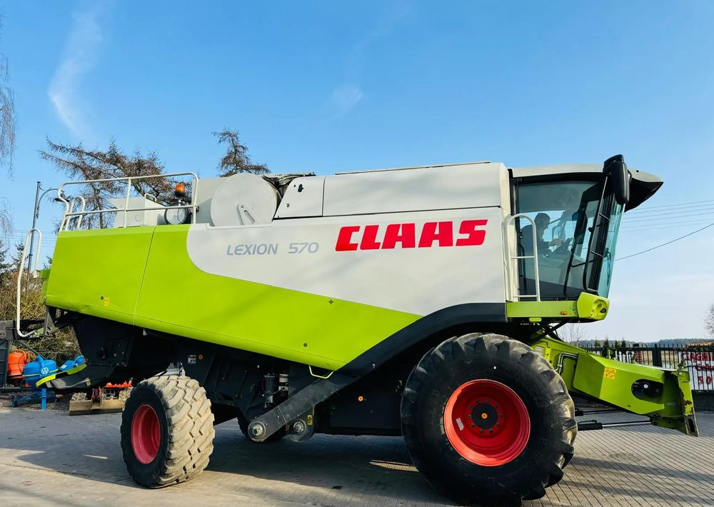Claas Lexion 570 - Kombajn za žetvu: slika Claas Lexion 570 - Kombajn za žetvu Claas Lexion 570 - Kombajn za žetvu: slika Claas Lexion 570 - Kombajn za žetvu
