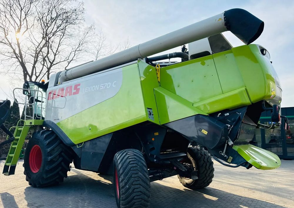 Claas Lexion 570 - Kombajn za žetvu: slika Claas Lexion 570 - Kombajn za žetvu Claas Lexion 570 - Kombajn za žetvu: slika Claas Lexion 570 - Kombajn za žetvu