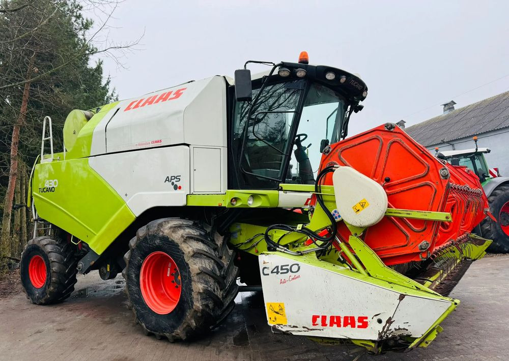 Claas TUCANO 430 APS - Kombajn za žetvu: slika Claas TUCANO 430 APS - Kombajn za žetvu Claas TUCANO 430 APS - Kombajn za žetvu: slika Claas TUCANO 430 APS - Kombajn za žetvu