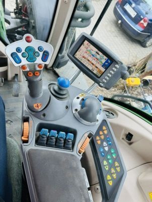 Fendt 933 VARIO - Traktor: slika Fendt 933 VARIO - Traktor Fendt 933 VARIO - Traktor: slika Fendt 933 VARIO - Traktor