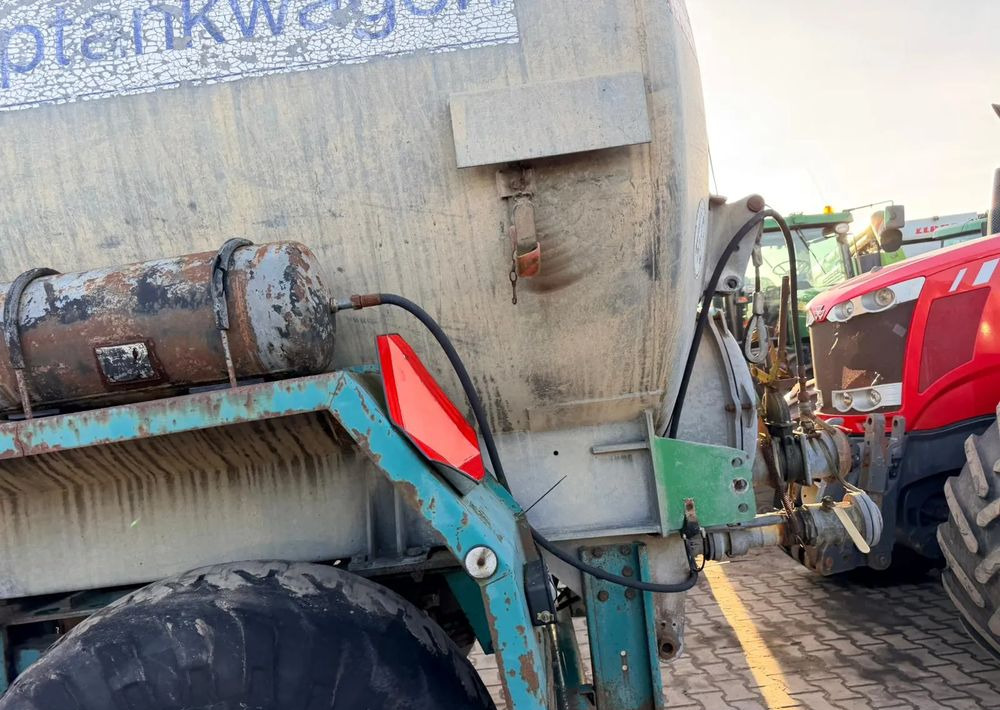 Inny LOMMA GT 17 - Cisterna za gnojnicu: slika Inny LOMMA GT 17 - Cisterna za gnojnicu Inny LOMMA GT 17 - Cisterna za gnojnicu: slika Inny LOMMA GT 17 - Cisterna za gnojnicu