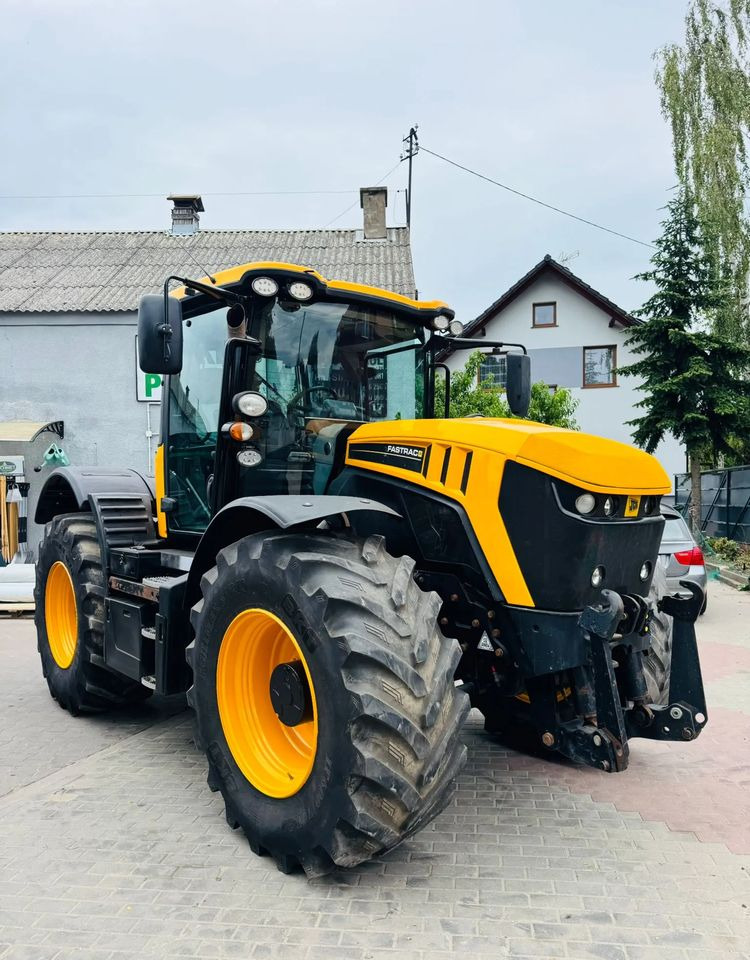 JCB 4220 - Traktor: slika JCB 4220 - Traktor JCB 4220 - Traktor: slika JCB 4220 - Traktor