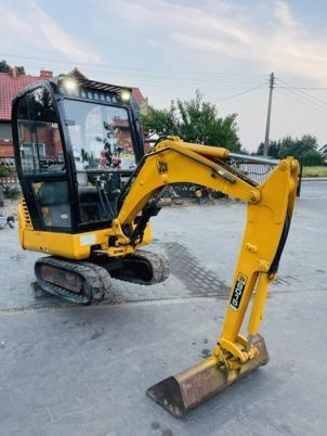 JCB 8015 - Mini bager: slika JCB 8015 - Mini bager JCB 8015 - Mini bager: slika JCB 8015 - Mini bager