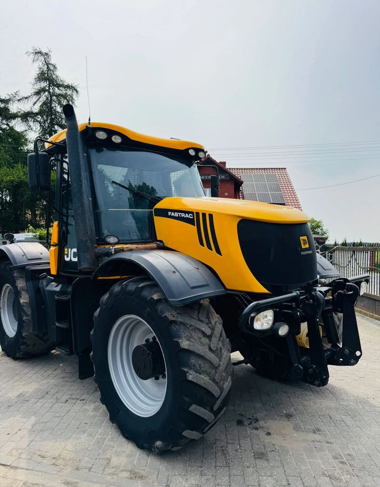 JCB FASTRAC 3230 - Traktor: slika JCB FASTRAC 3230 - Traktor JCB FASTRAC 3230 - Traktor: slika JCB FASTRAC 3230 - Traktor