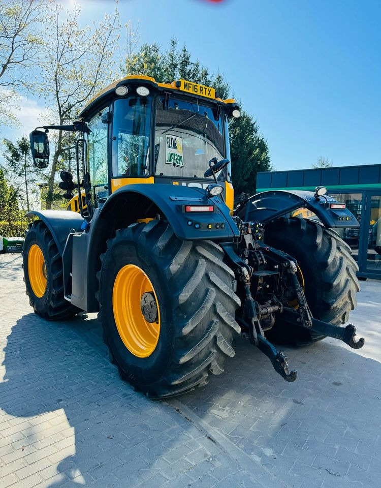 JCB Fastrac 4220 - Traktor: slika JCB Fastrac 4220 - Traktor JCB Fastrac 4220 - Traktor: slika JCB Fastrac 4220 - Traktor