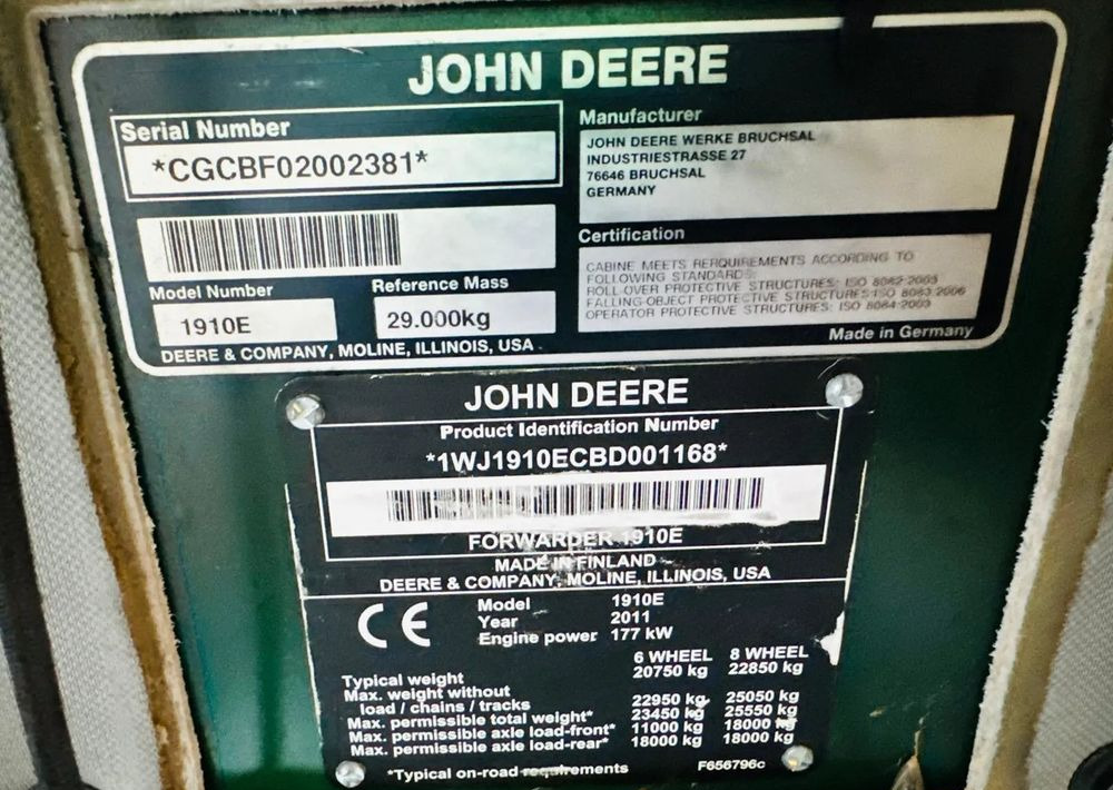 Forvarder John Deere 1910E: slika Forvarder John Deere 1910E