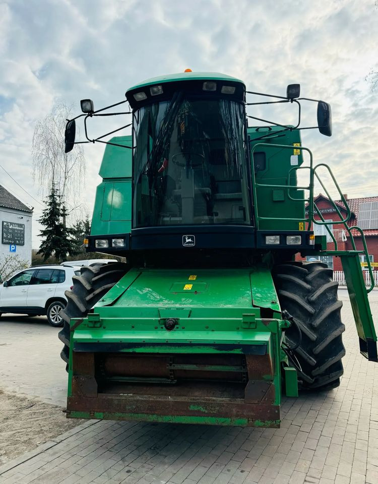 John Deere 2254 - Kombajn za žetvu: slika John Deere 2254 - Kombajn za žetvu John Deere 2254 - Kombajn za žetvu: slika John Deere 2254 - Kombajn za žetvu