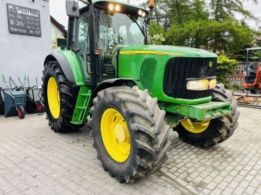 John Deere 6920 - Traktor: slika John Deere 6920 - Traktor John Deere 6920 - Traktor: slika John Deere 6920 - Traktor