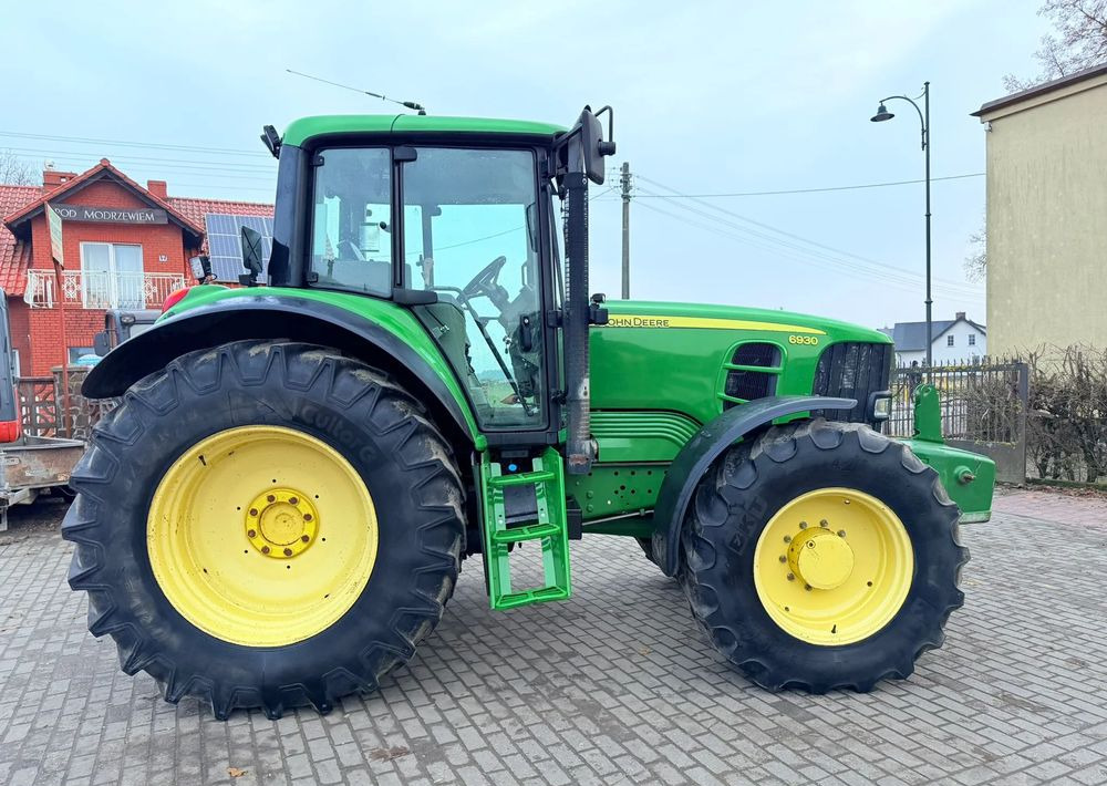 John Deere 6930 - Traktor: slika John Deere 6930 - Traktor John Deere 6930 - Traktor: slika John Deere 6930 - Traktor