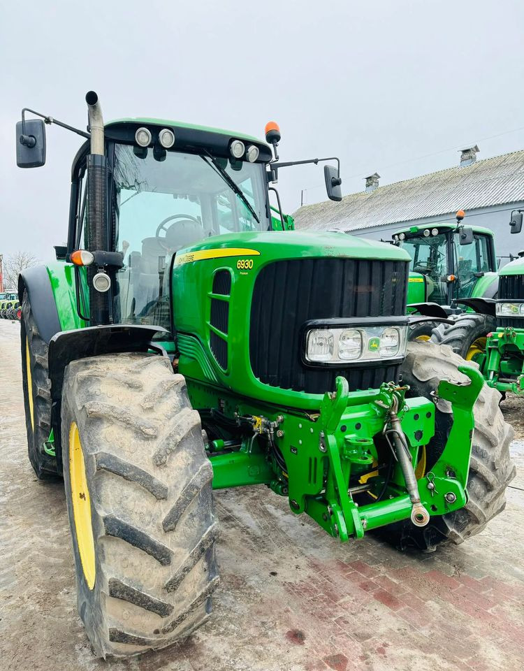 John Deere 6930 - Traktor: slika John Deere 6930 - Traktor John Deere 6930 - Traktor: slika John Deere 6930 - Traktor