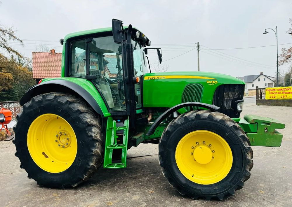 John Deere 7430 Premium - Traktor: slika John Deere 7430 Premium - Traktor John Deere 7430 Premium - Traktor: slika John Deere 7430 Premium - Traktor