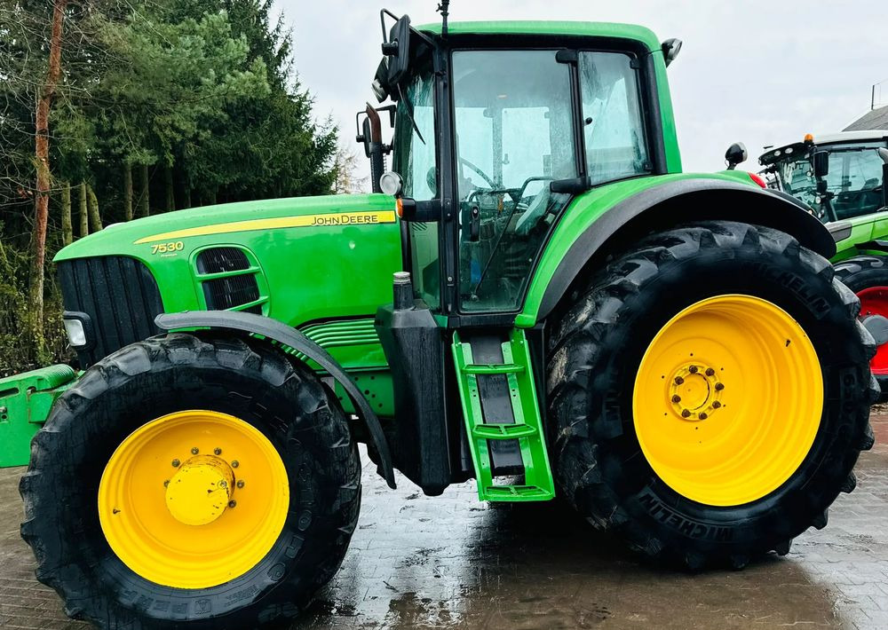 John Deere 7530 PREMIUM - Traktor: slika John Deere 7530 PREMIUM - Traktor John Deere 7530 PREMIUM - Traktor: slika John Deere 7530 PREMIUM - Traktor