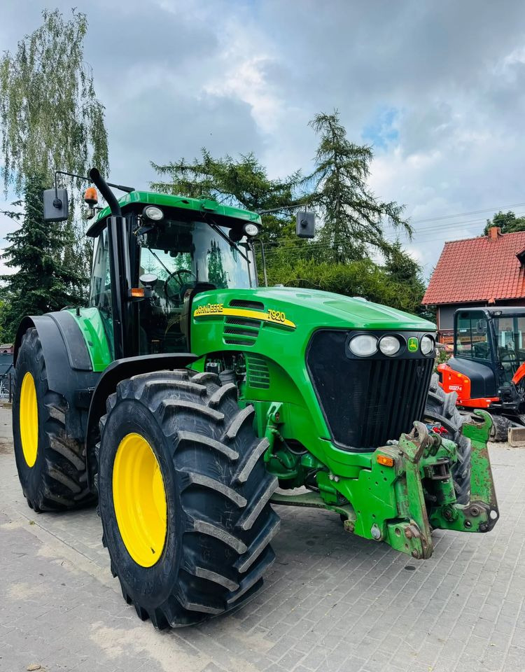 John Deere 7920 - Traktor: slika John Deere 7920 - Traktor John Deere 7920 - Traktor: slika John Deere 7920 - Traktor