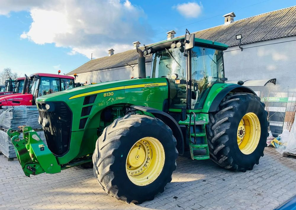 John Deere 8130 - Traktor: slika John Deere 8130 - Traktor John Deere 8130 - Traktor: slika John Deere 8130 - Traktor