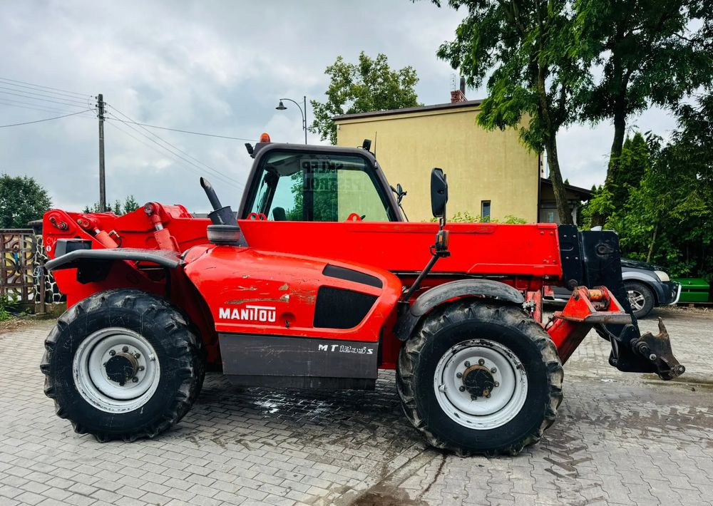 Manitou 1235S - Teleskopski rukovatelj: slika Manitou 1235S - Teleskopski rukovatelj Manitou 1235S - Teleskopski rukovatelj: slika Manitou 1235S - Teleskopski rukovatelj