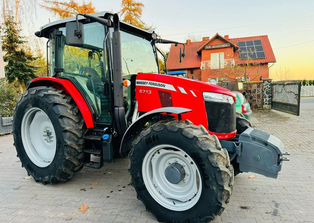 Massey Ferguson 6713 - Traktor: slika Massey Ferguson 6713 - Traktor Massey Ferguson 6713 - Traktor: slika Massey Ferguson 6713 - Traktor