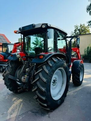 Massey Ferguson 6713 - Traktor: slika Massey Ferguson 6713 - Traktor Massey Ferguson 6713 - Traktor: slika Massey Ferguson 6713 - Traktor
