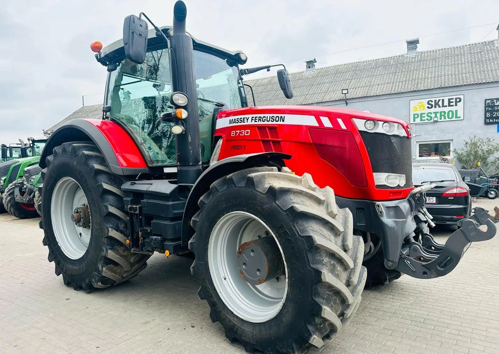 Massey Ferguson 8680 Dyna-VT - Traktor: slika Massey Ferguson 8680 Dyna-VT - Traktor Massey Ferguson 8680 Dyna-VT - Traktor: slika Massey Ferguson 8680 Dyna-VT - Traktor
