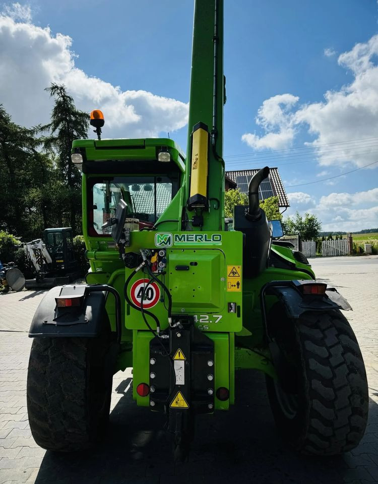 Merlo TF42.7 CS - Teleskopski rukovatelj: slika Merlo TF42.7 CS - Teleskopski rukovatelj Merlo TF42.7 CS - Teleskopski rukovatelj: slika Merlo TF42.7 CS - Teleskopski rukovatelj