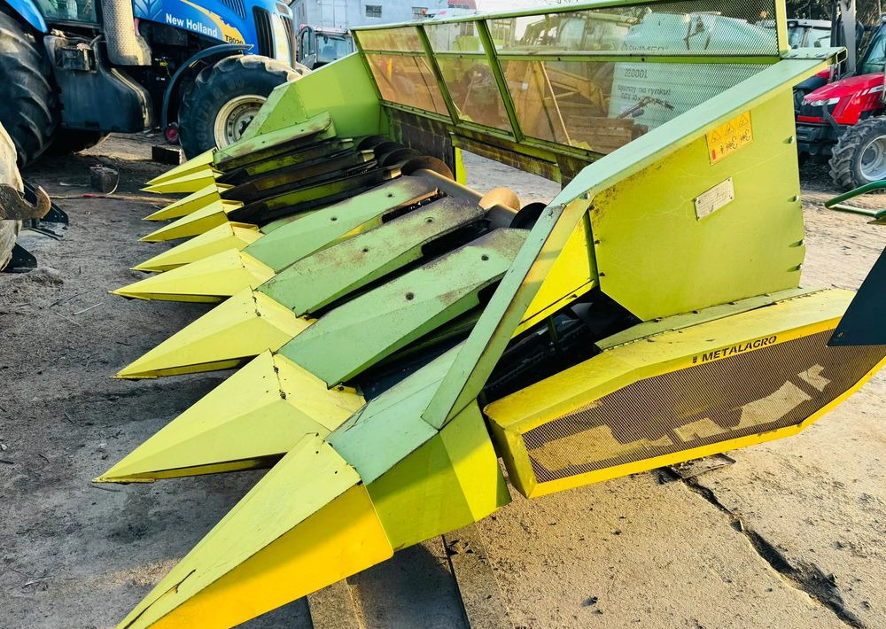 Metal-Technik - Kombajn za suncokret: slika Metal-Technik - Kombajn za suncokret Metal-Technik - Kombajn za suncokret: slika Metal-Technik - Kombajn za suncokret