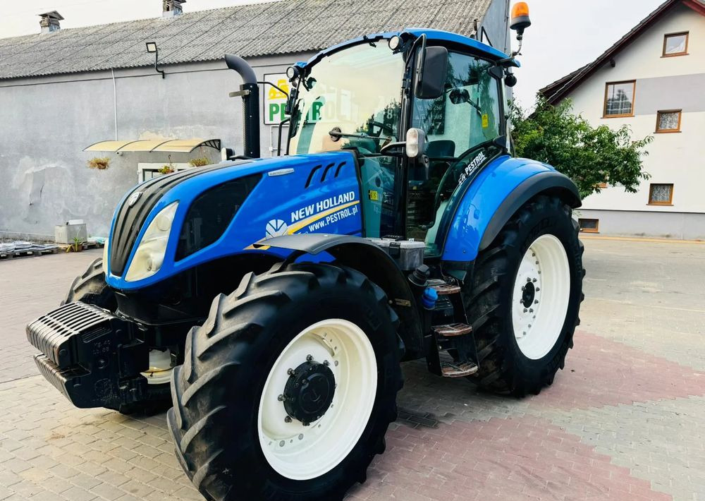 New Holland T5.110 - Traktor: slika New Holland T5.110 - Traktor New Holland T5.110 - Traktor: slika New Holland T5.110 - Traktor