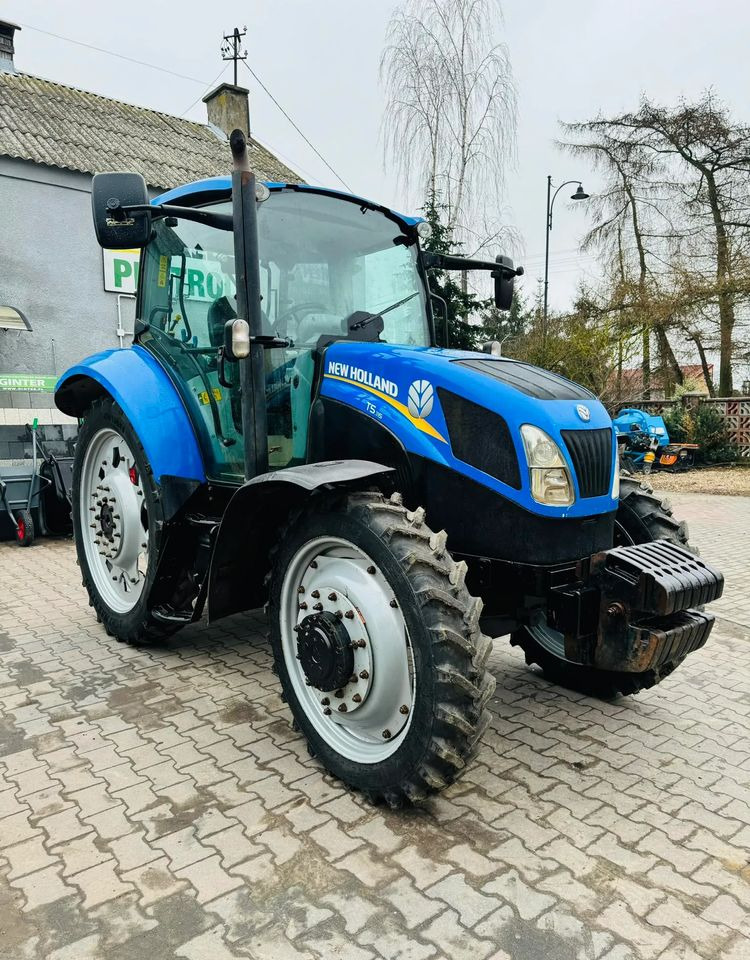 New Holland T5.115 - Traktor: slika New Holland T5.115 - Traktor New Holland T5.115 - Traktor: slika New Holland T5.115 - Traktor