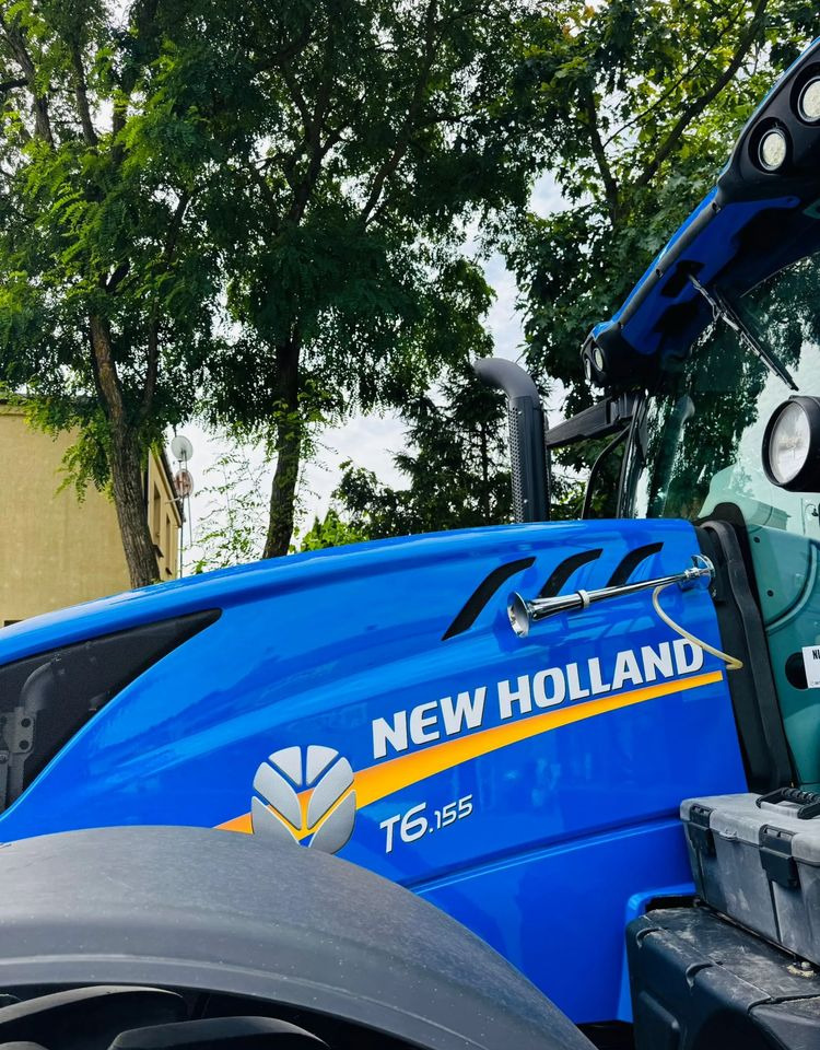 New Holland T6.155 - Traktor: slika New Holland T6.155 - Traktor New Holland T6.155 - Traktor: slika New Holland T6.155 - Traktor