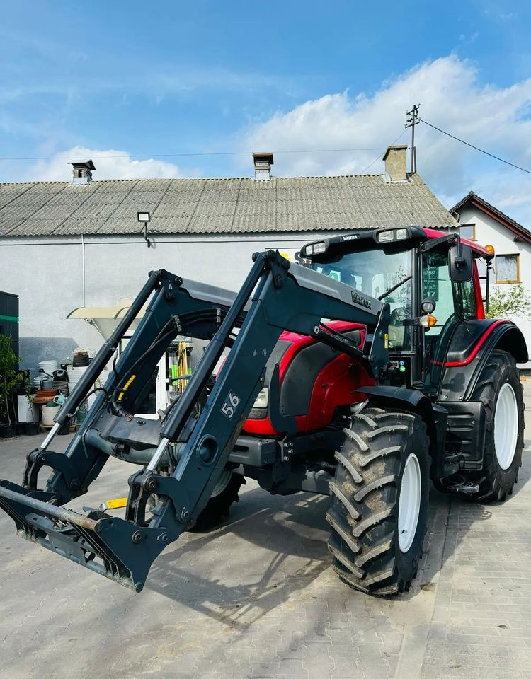 Traktor Valtra N101: slika Traktor Valtra N101
