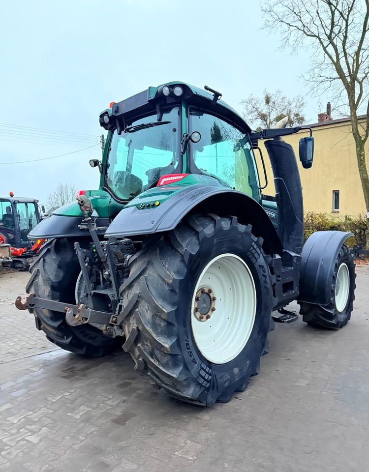 Zakup  Valtra T174 Versu Valtra T174 Versu: slika Zakup  Valtra T174 Versu Valtra T174 Versu