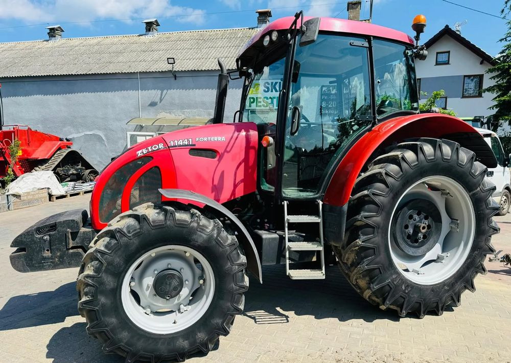Zetor FORTERRA 11441 - Traktor: slika Zetor FORTERRA 11441 - Traktor Zetor FORTERRA 11441 - Traktor: slika Zetor FORTERRA 11441 - Traktor