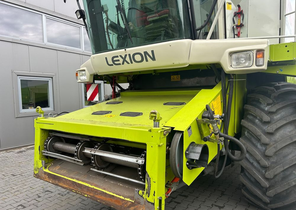 Claas Lexion 450 Evolution - Kombajn za žetvu: slika Claas Lexion 450 Evolution - Kombajn za žetvu Claas Lexion 450 Evolution - Kombajn za žetvu: slika Claas Lexion 450 Evolution - Kombajn za žetvu