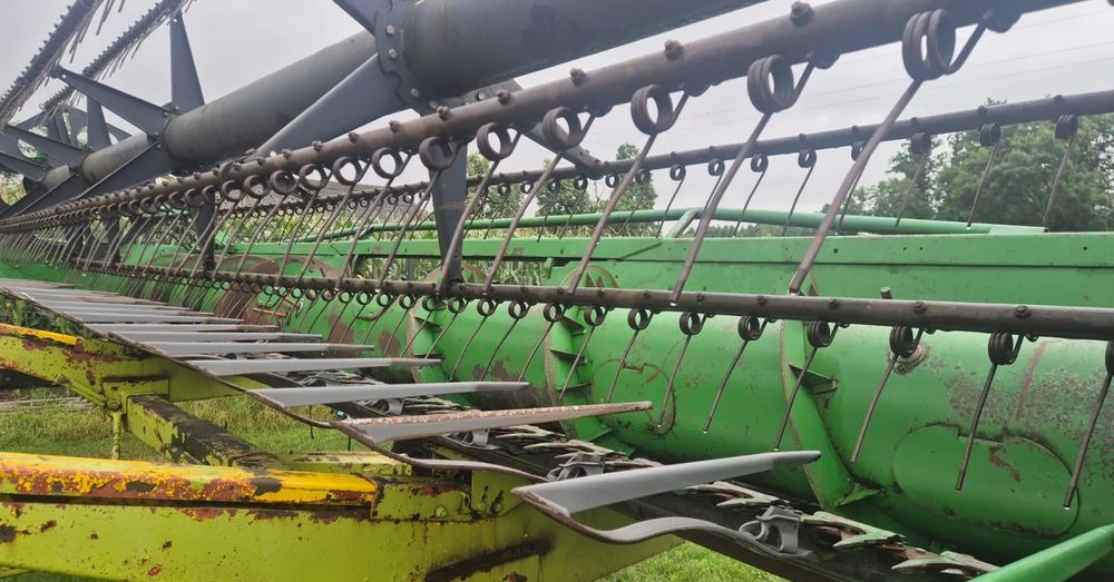 John Deere 922 - Heder za kombajn: slika John Deere 922 - Heder za kombajn John Deere 922 - Heder za kombajn: slika John Deere 922 - Heder za kombajn